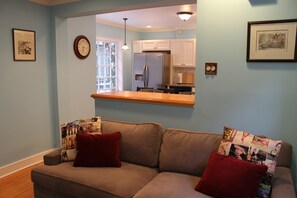 1st floor Living room