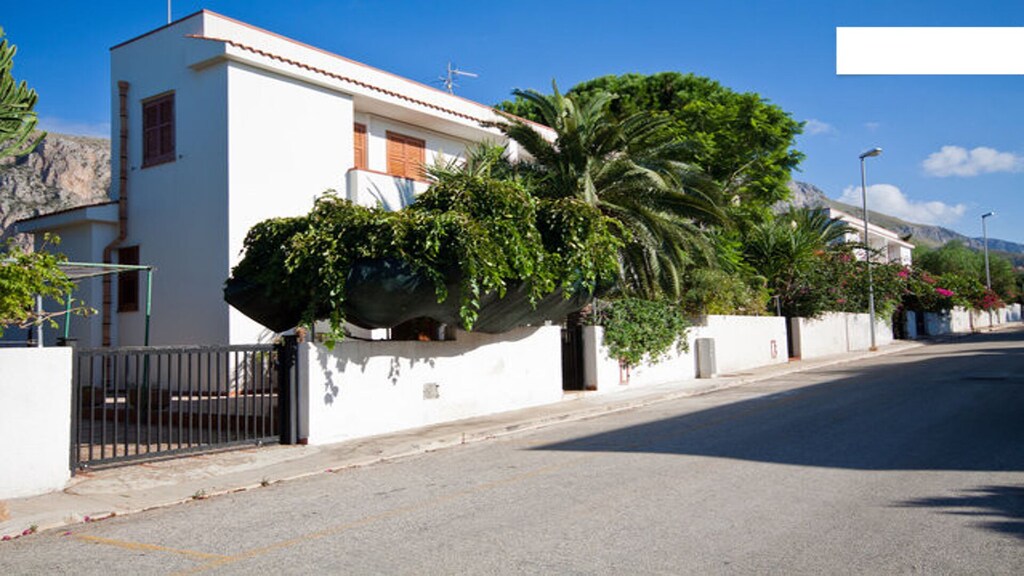 Picture of villa
