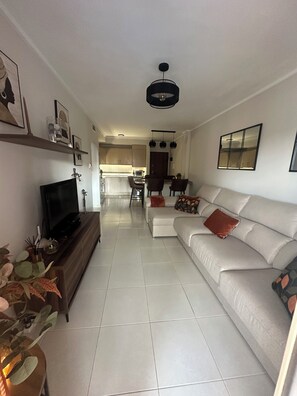Lounge/kitchen