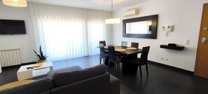 Sala de Estar e Refeições