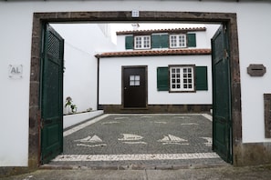 Frente da casa / front of the property.