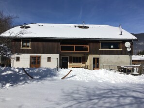 Winter time at Maison du Bûcheron