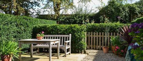 Enclosed private courtyard garden