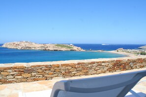 Relaxation with wonderful seaviews!