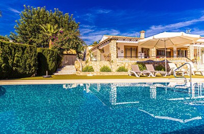 Hermoso de 6 personas Villa Albir / Alfaz cerca de la playa, buena vista y piscina.