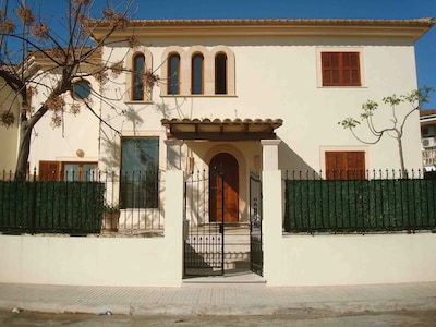 Villa with private pool, terraces, 50 meters from the sea, 50 m Natural Park