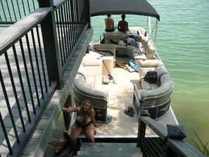 Pontoon Boat at the Lake House 24ft x 4ft Floating Dock