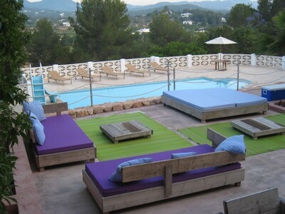 5-Bett-Luxus-Villa mit Pool, Grill und einen atemberaubenden Blick auf Landschaft Ibiza