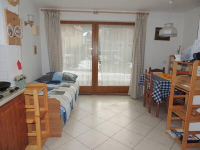cómodo apartamento en el corazón de los Dolomitas en Villabassa