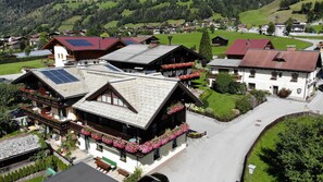 Gästehaus Schernthaner, kurzer Weg zur Bergbahn u. Schwimmbad