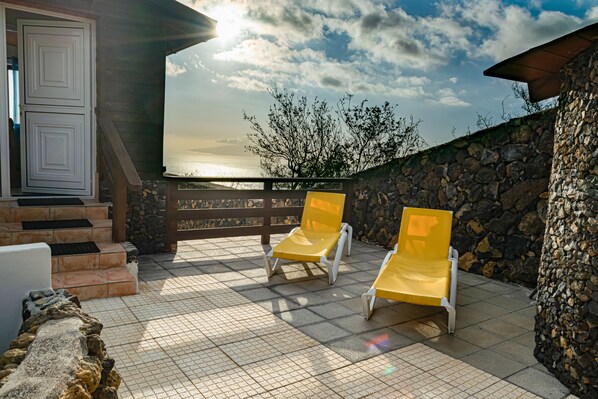 Terrasse mit Meerblick und Sicht auf La Gomera