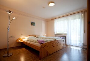 großes Schlafzimmer