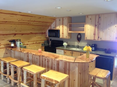 All Seasons Log Cabin Rental