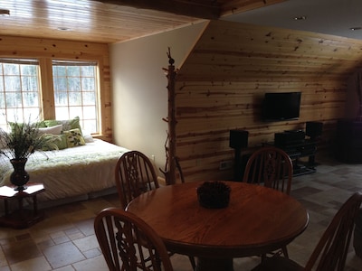 All Seasons Log Cabin Rental