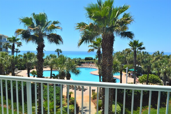 Great Balcony View!!