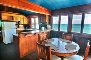 Feels like the Ocean is inside...Stunning Ocean View