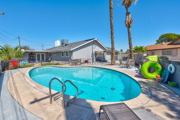 Pool