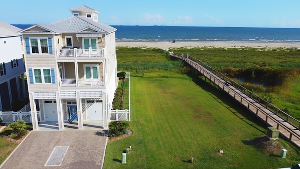 Welcome to Sandy Sea-cret! This is the highest-rated beach house in the area!