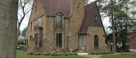 Corner lot - View from Ironwood Drive and Cedar Street