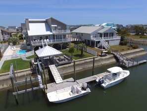 Long boat dock 