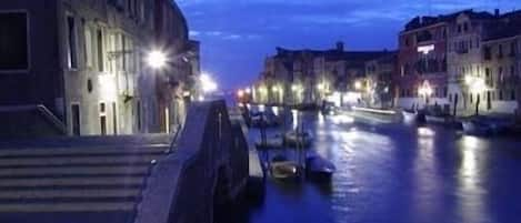 Cannaregio by night