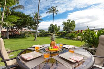 Tropical Heaven! Spacious, Poolside & Views. Exclusive Hilton Pool Pass for '25