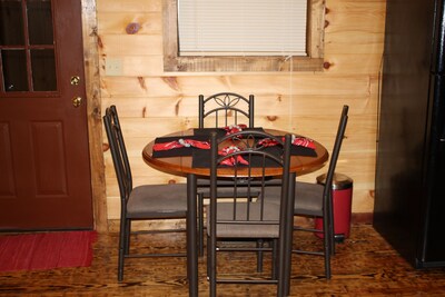 Mentone Getaways "Mystic Hideaway" Cabin Rental