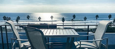 This panoramic white water view is yours to enjoy from the roof top deck.  