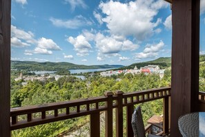 ALTITUDE 166-8 / LUXURY condo with UNREAL views