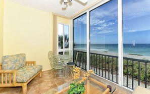 Expansive gulf and beach views going toward Casey Keys