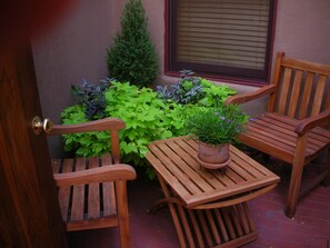 Entry Courtyard
