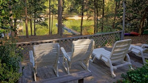 Lower deck
