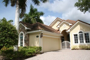 Private Home in Paradise
