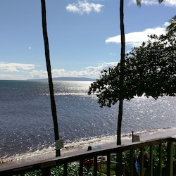 Panoramic ocean views!