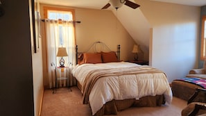 Upstairs loft Queen size bed