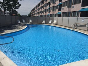 Adult pool