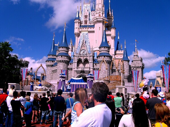 Disney Magic..... ONLY A Few Miles Away!!