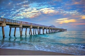Juno Beach Pier