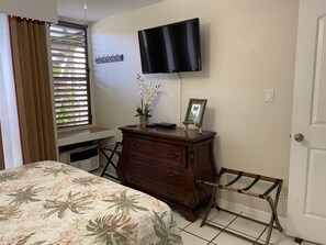 The AC is located here as well as louvers to enjoy cooling tropical breezes. 