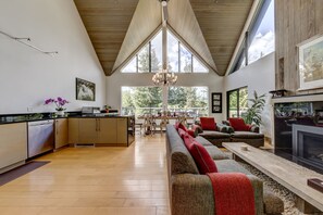 Kitchen & Spacious Living Room