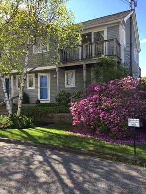 Spring at our Townhouse. Small upper deck off small bedroom.