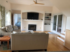  View of living room from dining area