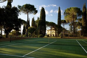 Sportplatz
