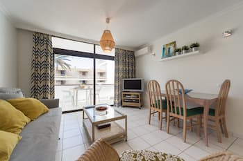 Nice appartment in Playa del Inglés(Help)