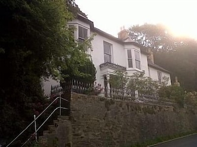 Large House Very Near Beach In Attractive Seaside Village West Wales