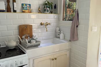 Small and picturesque in the historic area, 2 minutes from the beach