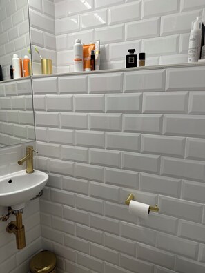 Bathroom💦
