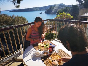 Γεύματα σε εξωτερικό χώρο