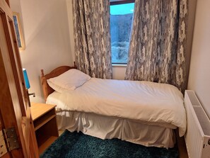 Single bedroom