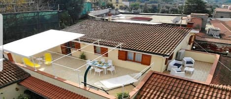 Casa Mariandre A holiday apartment/villa located in Sorrento.Bookingsorrentovila